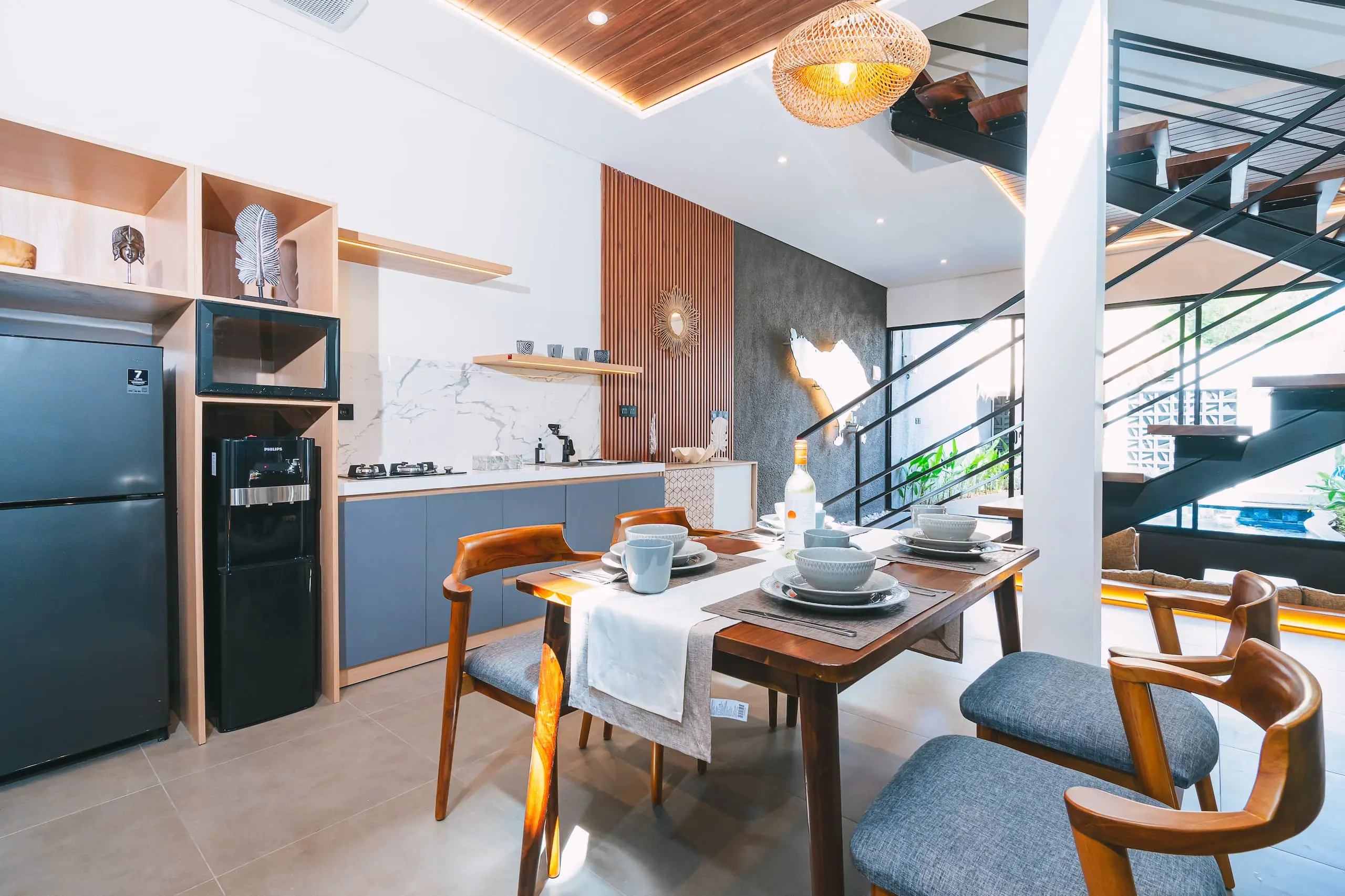 Luxury dining area at Nirav Villa in Uluwatu, Bali.