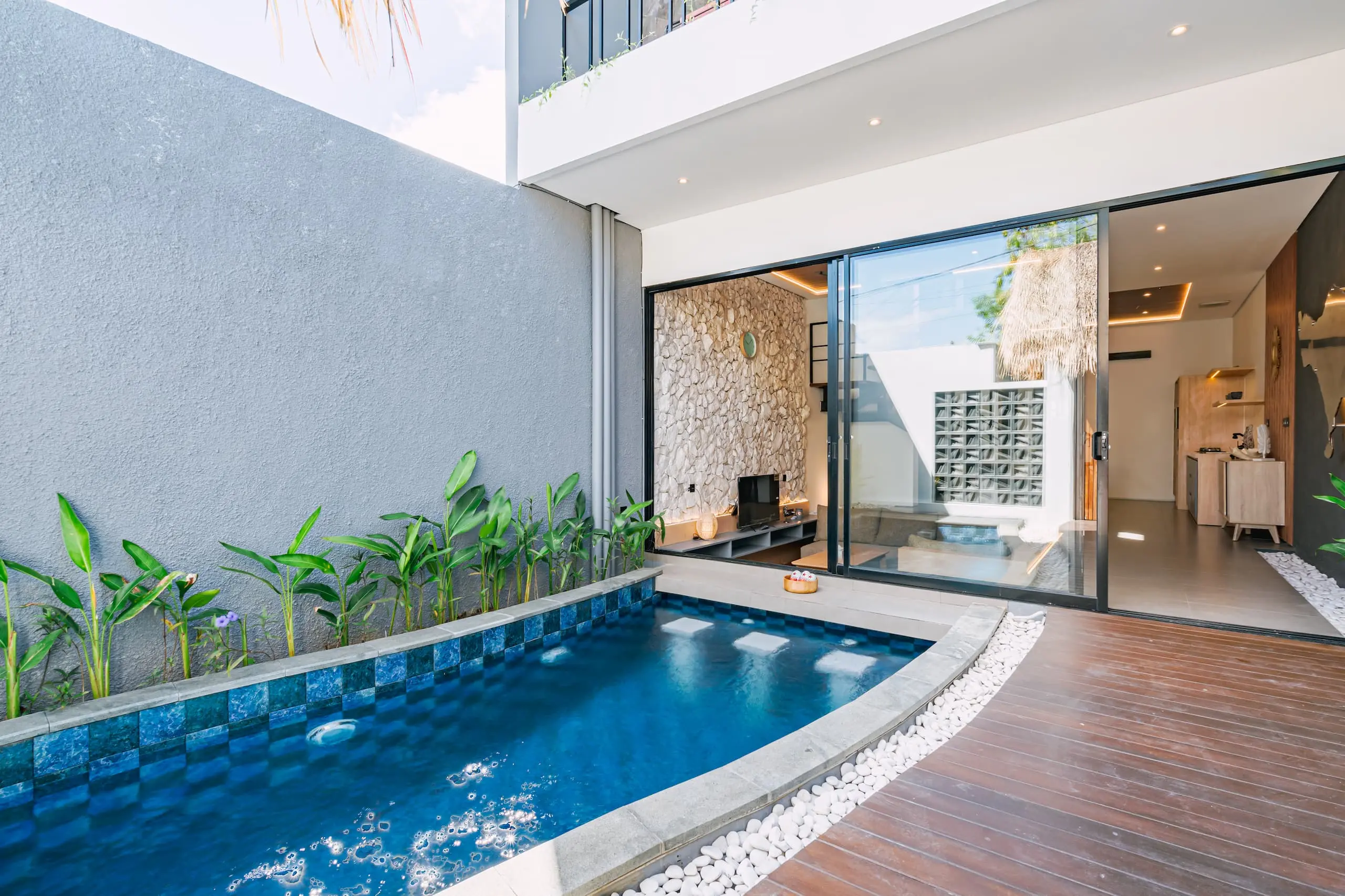 Luxury pool at Nirav Villa in Uluwatu, Bali.